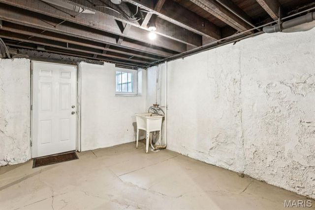 3904 Botanical Avenue, St Louis, MO 63110