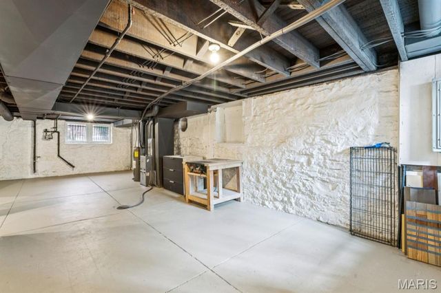 3904 Botanical Avenue, St Louis, MO 63110