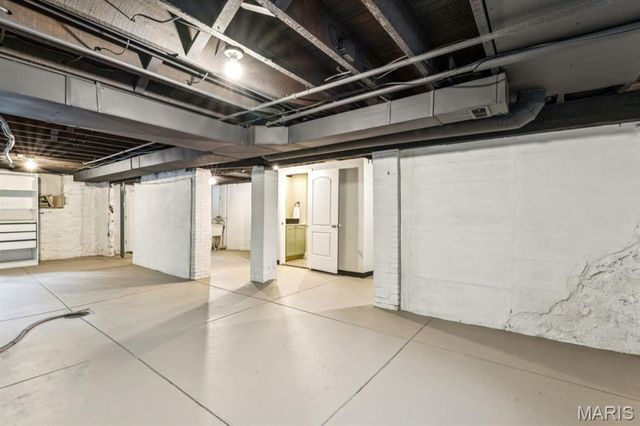 3904 Botanical Avenue, St Louis, MO 63110