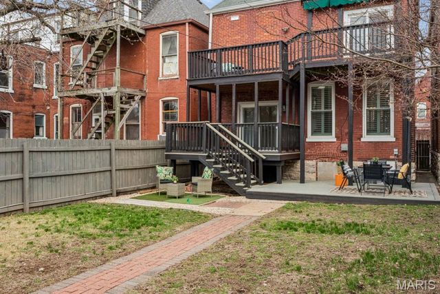 3904 Botanical Avenue, St Louis, MO 63110