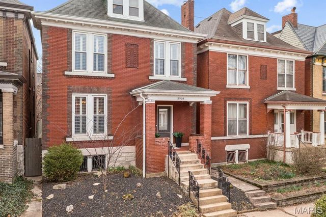 3904 Botanical Avenue, St Louis, MO 63110