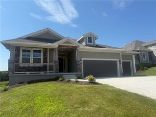 19455 W 114th Terrace, Olathe, KS 66061