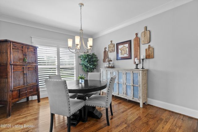 3504 Meadow Bluff Way, Louisville, KY 40245