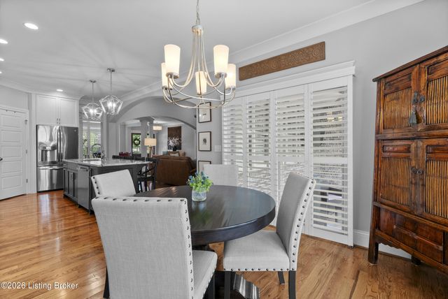 3504 Meadow Bluff Way, Louisville, KY 40245