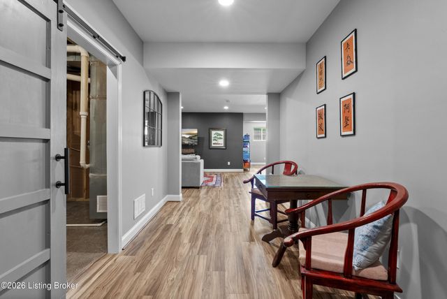 3504 Meadow Bluff Way, Louisville, KY 40245