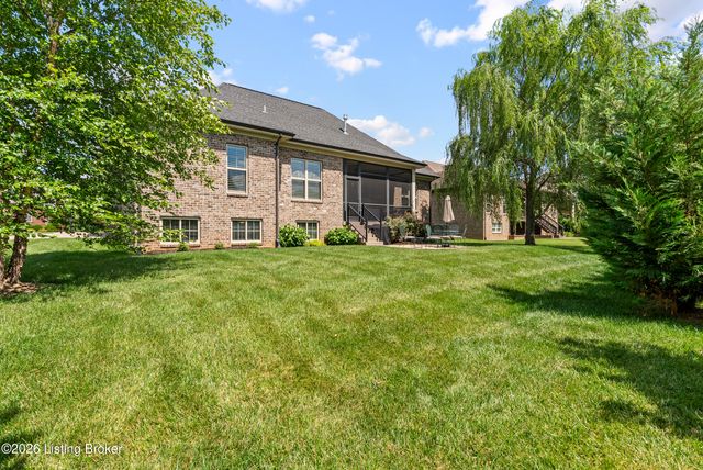 3504 Meadow Bluff Way, Louisville, KY 40245