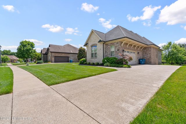 3504 Meadow Bluff Way, Louisville, KY 40245