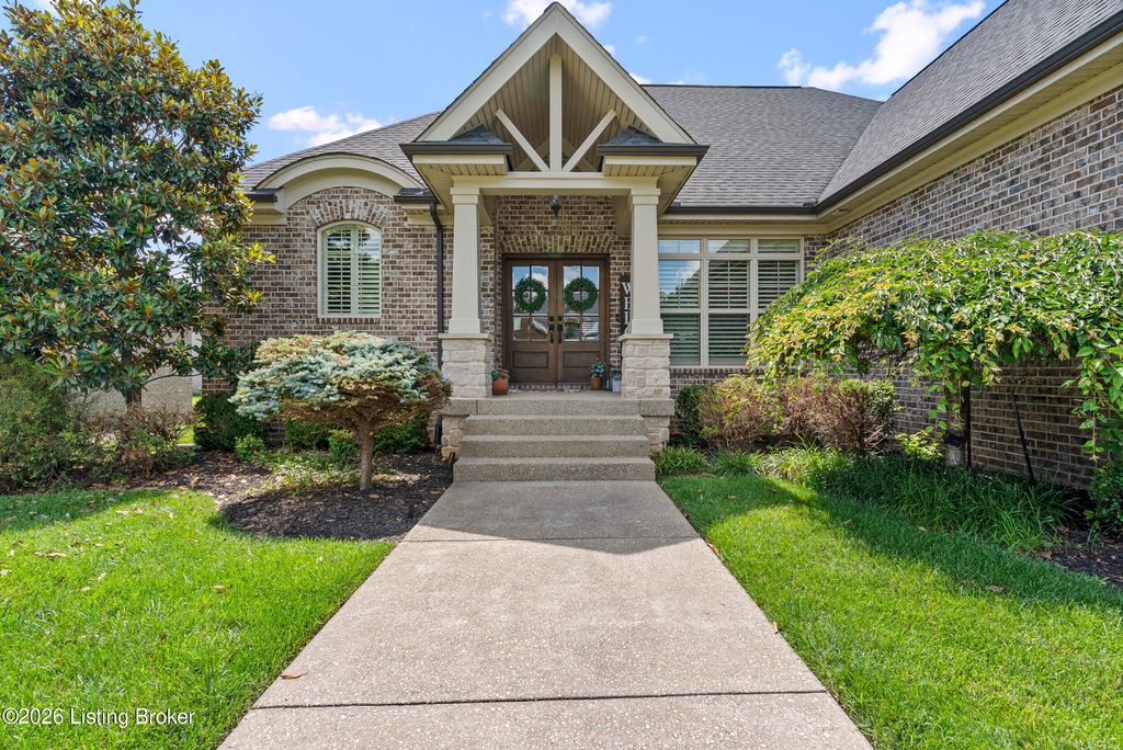 3504 Meadow Bluff Way, Louisville, KY 40245