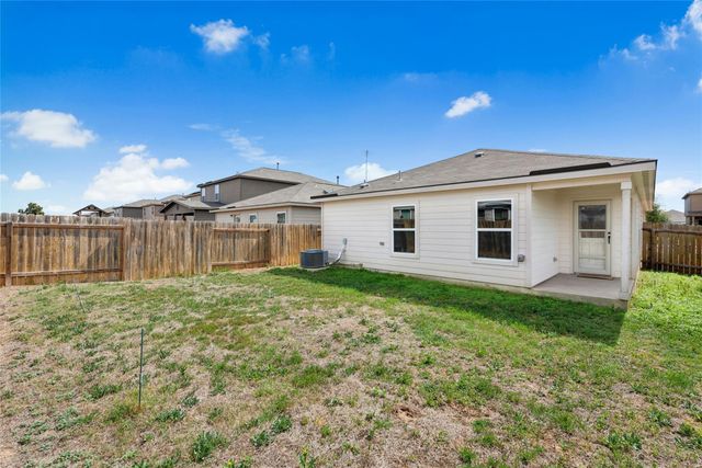 1500 Amy DR, Kyle, TX 78640