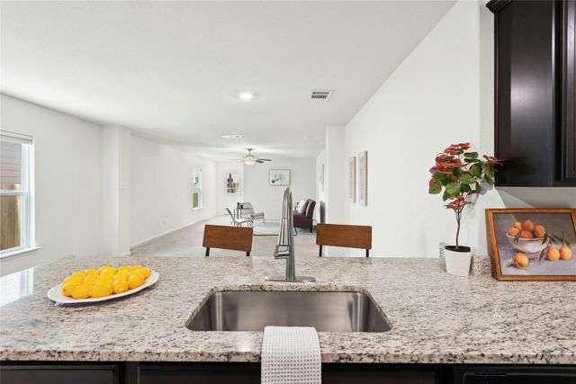 1500 Amy DR, Kyle, TX 78640