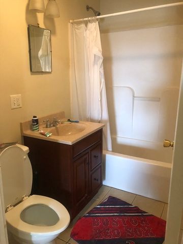 246 Humphrey St 2, Swampscott, MA 01907