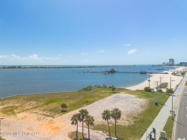 315 Beach Blvd Boulevard, Biloxi, MS 39530