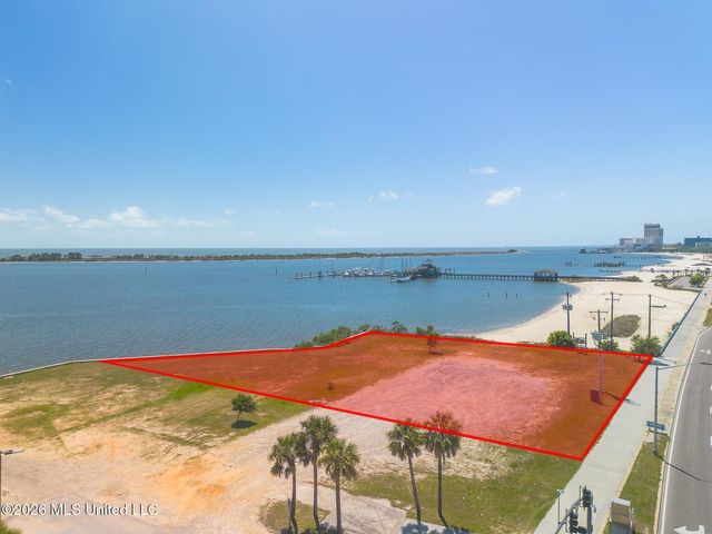 315 Beach Blvd Boulevard, Biloxi, MS 39530