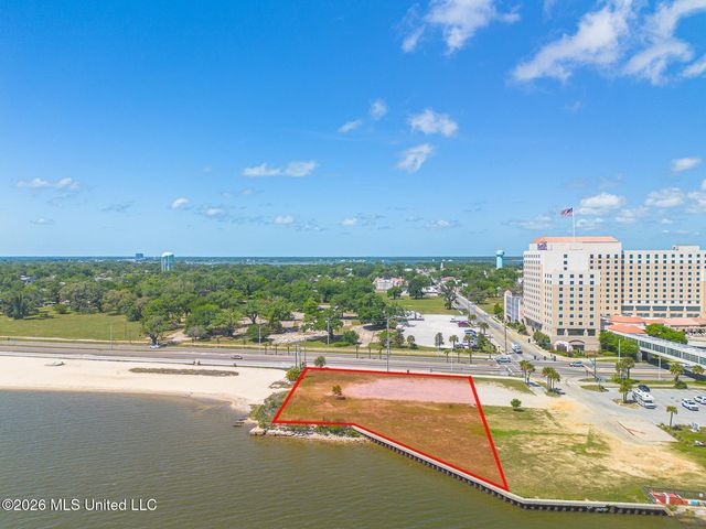 315 Beach Blvd Boulevard, Biloxi, MS 39530