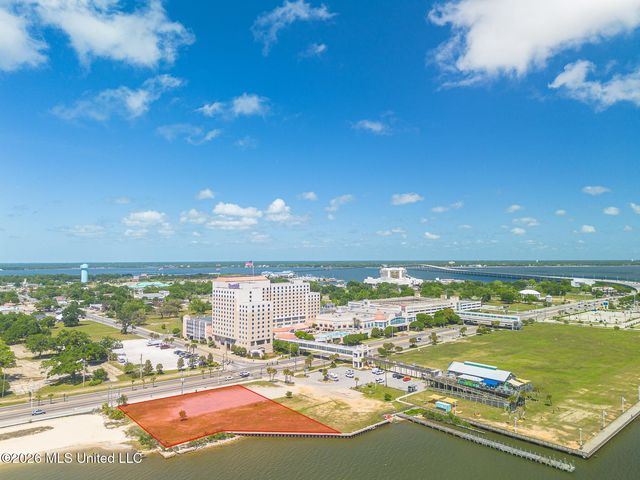 315 Beach Blvd Boulevard, Biloxi, MS 39530