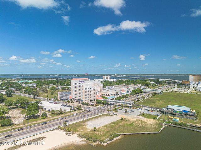 315 Beach Blvd Boulevard, Biloxi, MS 39530