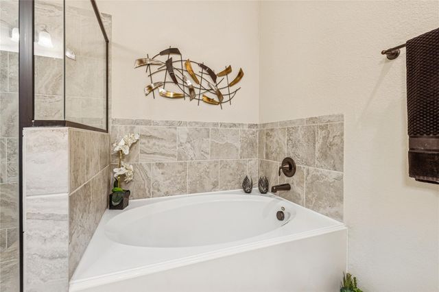 3876 Oakmist Bend Lane, Spring, TX 77386