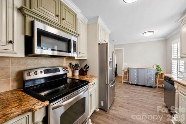 112 Brook Lane, Mount Holly, NC 28120