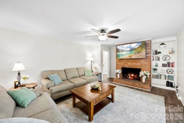 112 Brook Lane, Mount Holly, NC 28120