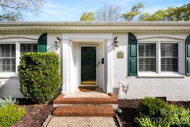 112 Brook Lane, Mount Holly, NC 28120