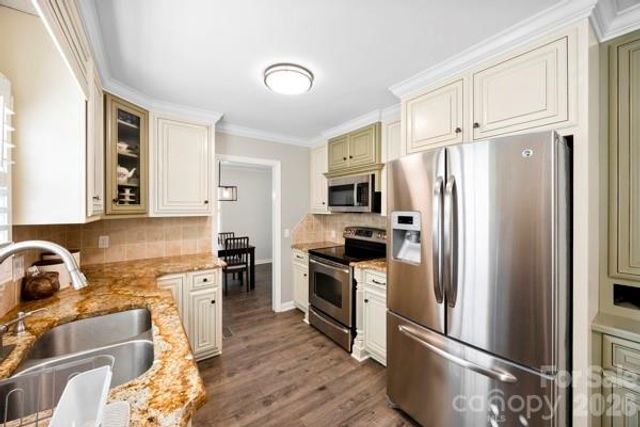 112 Brook Lane, Mount Holly, NC 28120