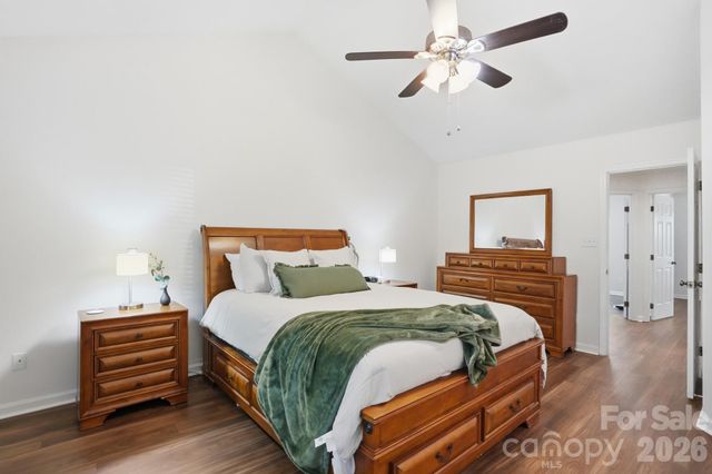 1539 Bear Mountain Road, Charlotte, NC 28214