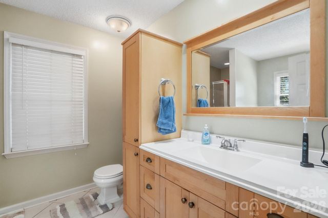 1539 Bear Mountain Road, Charlotte, NC 28214