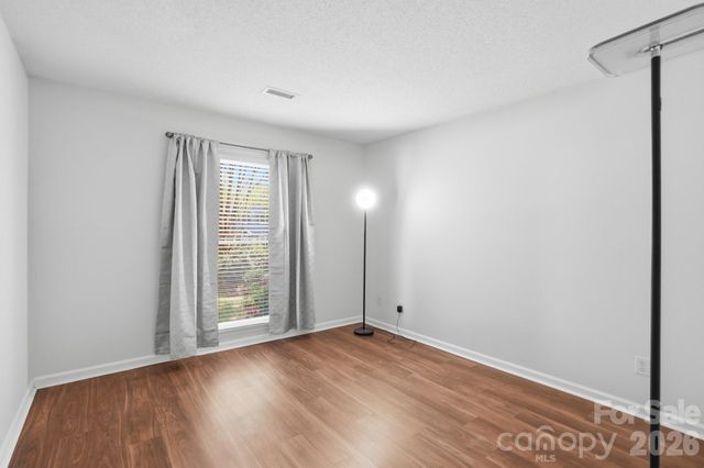 1539 Bear Mountain Road, Charlotte, NC 28214