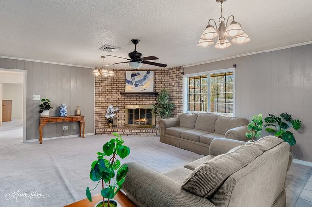 11743 Sparks Davis Road, Keithville, LA 71047