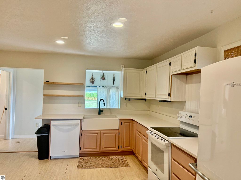 Image 17 of property listing at 5380 N Baldwin Road, St Louis, MI 48880