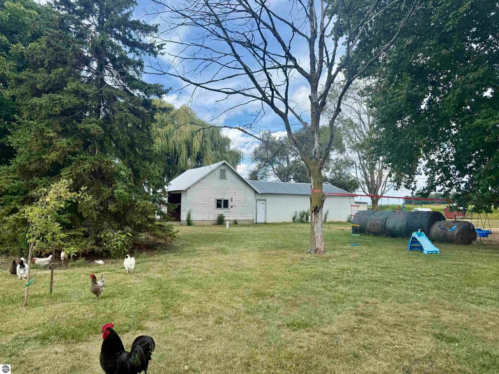Image 56 of property listing at 5380 N Baldwin Road, St Louis, MI 48880