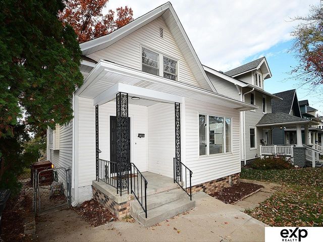 918 S 38th Street, Omaha, NE 68105