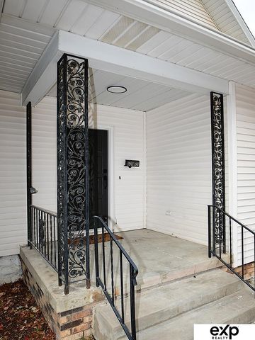 918 S 38th Street, Omaha, NE 68105