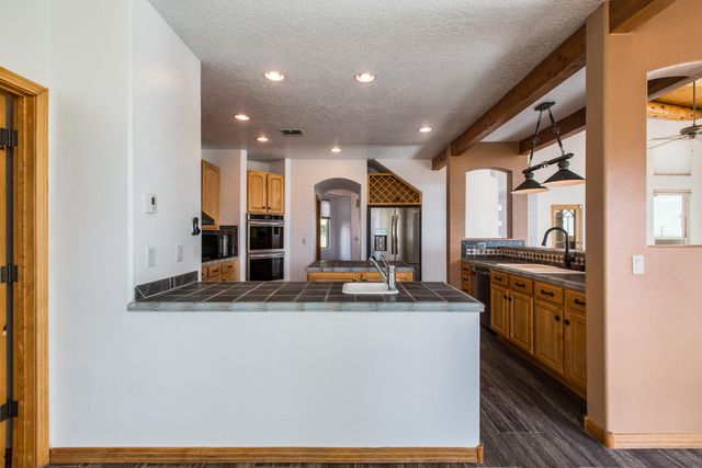 6628 High Ridge Place NE, Albuquerque, NM 87111