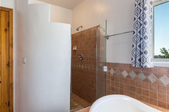 6628 High Ridge Place NE, Albuquerque, NM 87111
