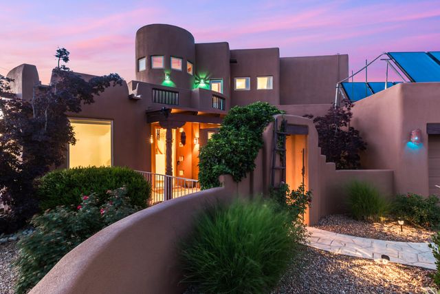 6628 High Ridge Place NE, Albuquerque, NM 87111