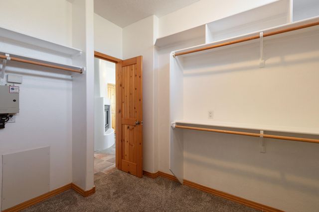 6628 High Ridge Place NE, Albuquerque, NM 87111