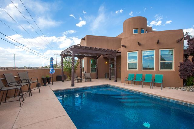 6628 High Ridge Place NE, Albuquerque, NM 87111