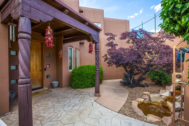 6628 High Ridge Place NE, Albuquerque, NM 87111