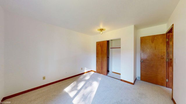 45440 Wakefield Street, Shelby Twp, MI 48317