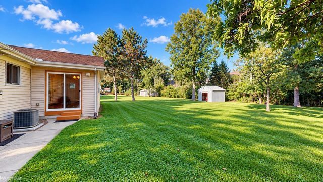 45440 Wakefield Street, Shelby Twp, MI 48317