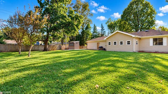 45440 Wakefield Street, Shelby Twp, MI 48317