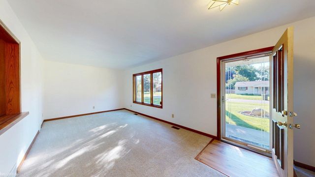 45440 Wakefield Street, Shelby Twp, MI 48317