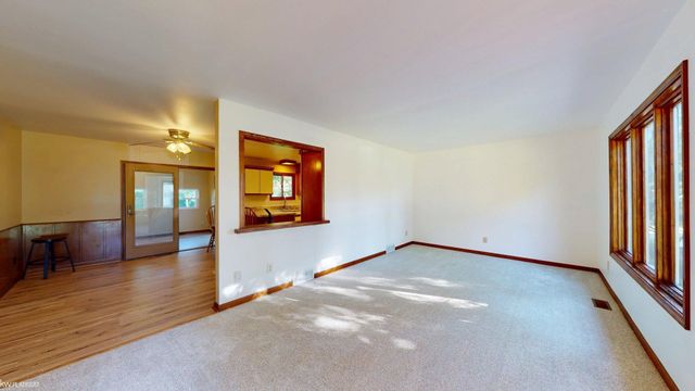45440 Wakefield Street, Shelby Twp, MI 48317