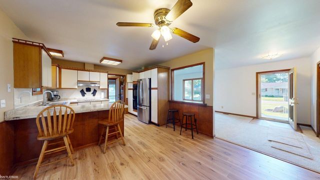 45440 Wakefield Street, Shelby Twp, MI 48317