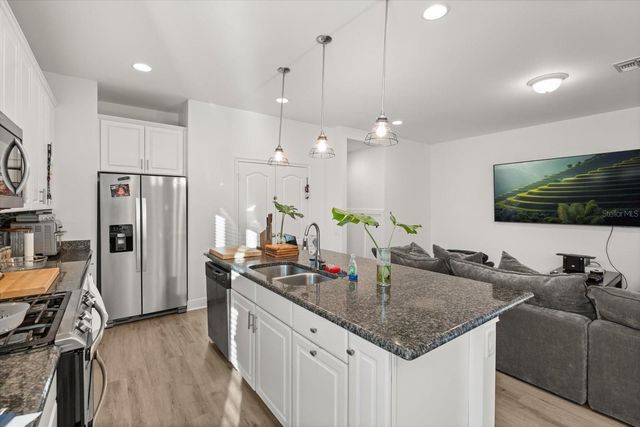 8906 DODDINGTON WAY, Winter Garden, FL 34787