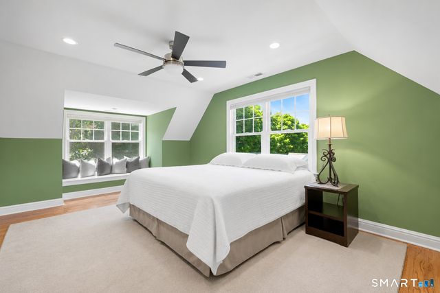 2 Ginos Way, Ridgefield, CT 06877