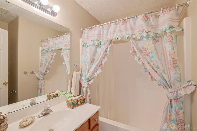 1019 Weeping Willow Lane, Maineville, OH 45039