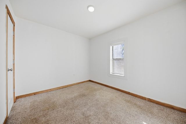 533 Giddings ST, Lexington, TX 78947