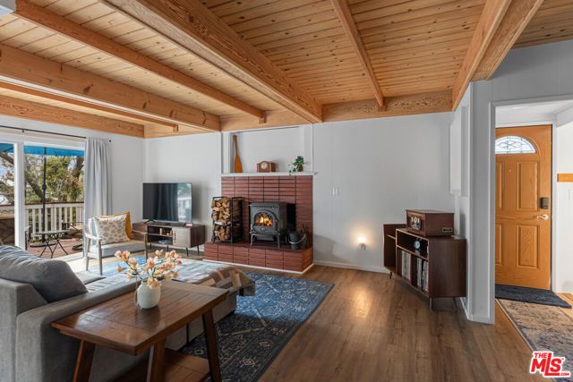 2595 Sunset Drive, Running Springs, CA 92382